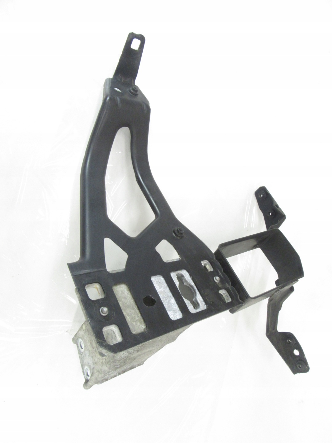 pillar iron left okular beam tip BMW 5 e60 e61