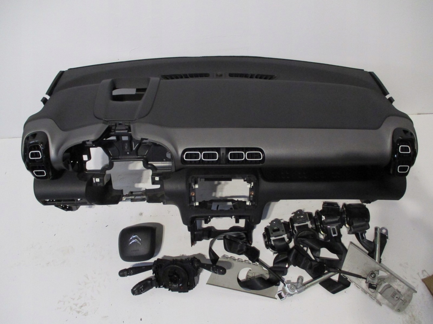 dashboard console pulpit CITROEN C3 AIRCROSS HEAD UP