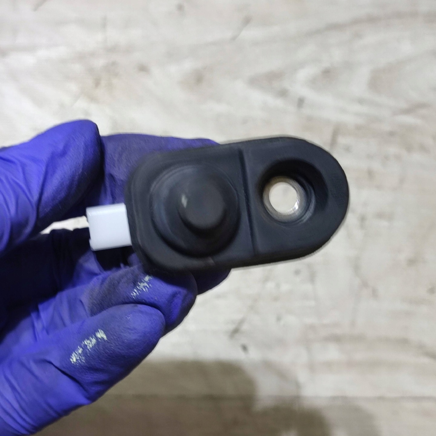 Sensor otwarcia Tür Suzuki Vitara (LY) 0103444