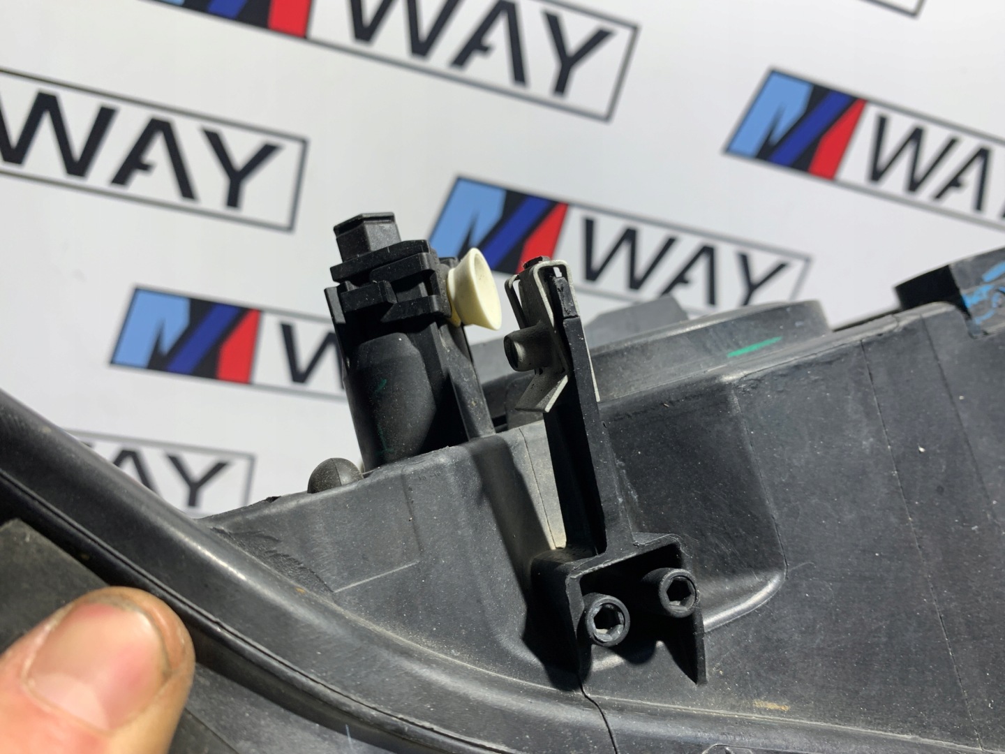 BMW X3 F25 light right front BI XENON complete EUROPA