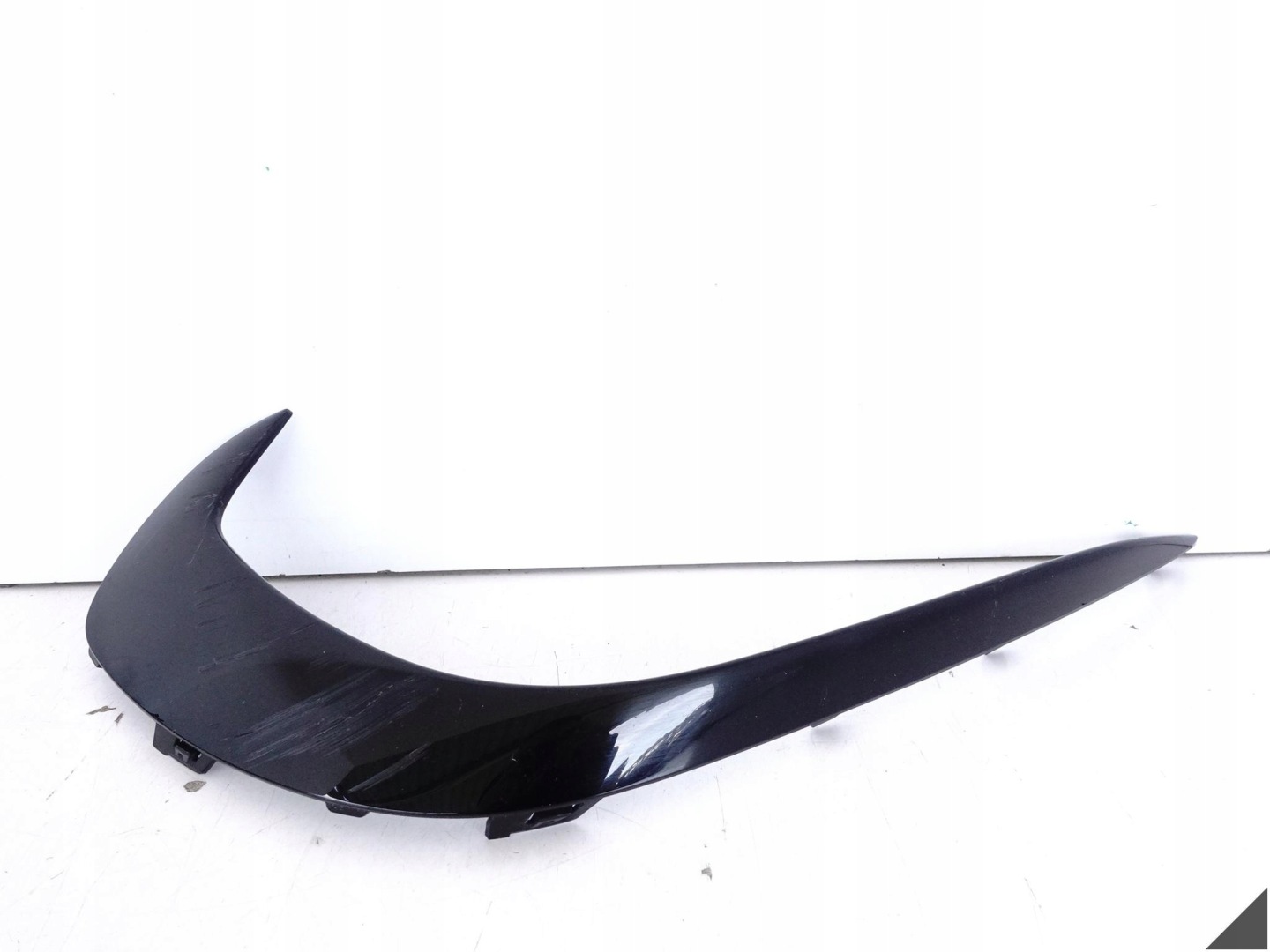 MERCEDES E-KLASA W214 S214 AMG 23- moulding accessories W bumper front left
