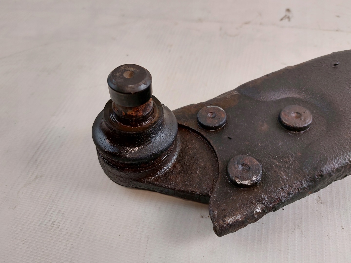 arm left front front FORD KUGA and 2.0TDCI