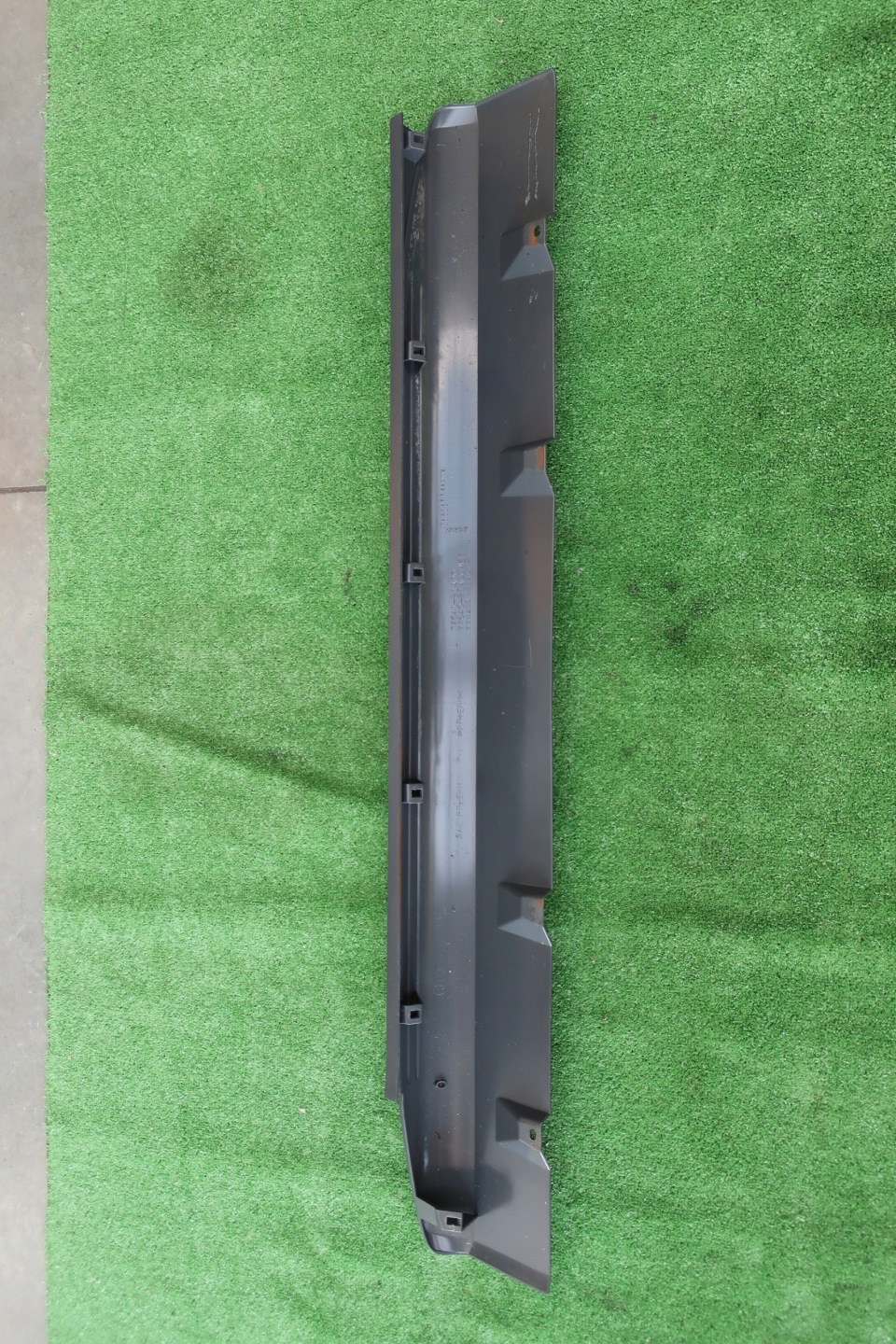 moulding threshold threshold left SUZUKI JIMNY LIFT NIE MALOWANA original OM 2005R >