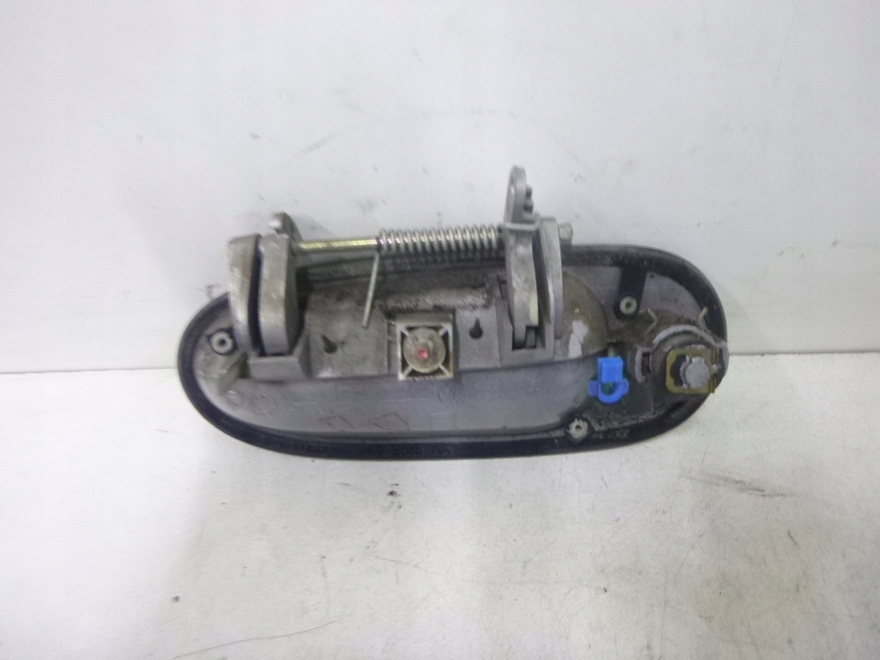 handle exterior front Chevrolet Alero 2002r.
