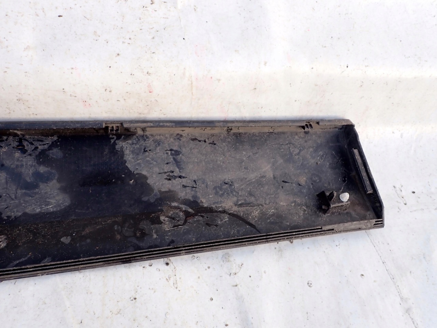 SKODA KAROQ 17- moulding door right front