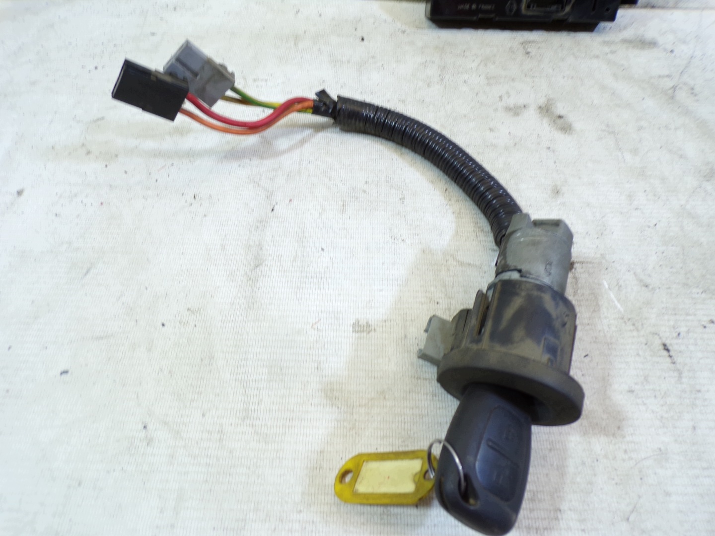 running board starter RENAULT TRAFIC 2 II 2.0 DCI 8200666516