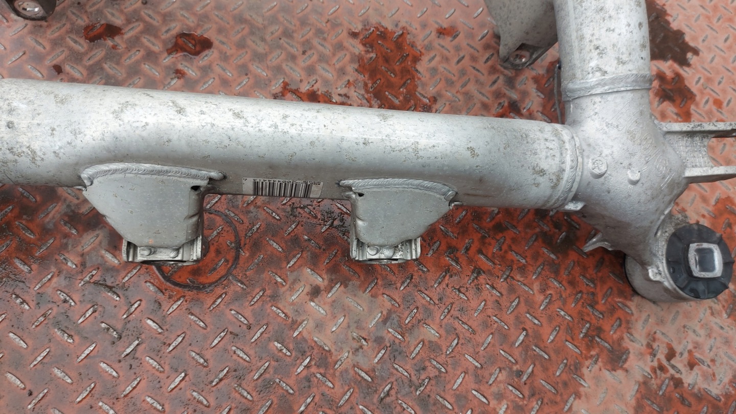 sider axle beam subframe axle beam rear part rear. BMW 5 E60 E61 525D 530D 03-09