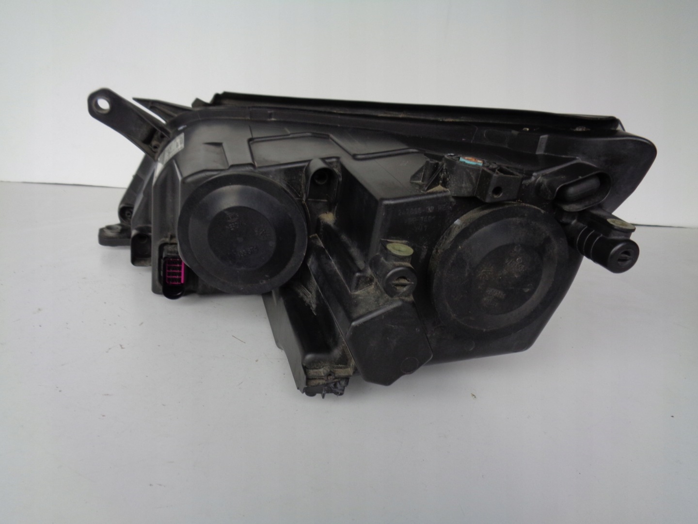 light right REFLEKTOR VW TIGUAN 5N 5N0 07-11