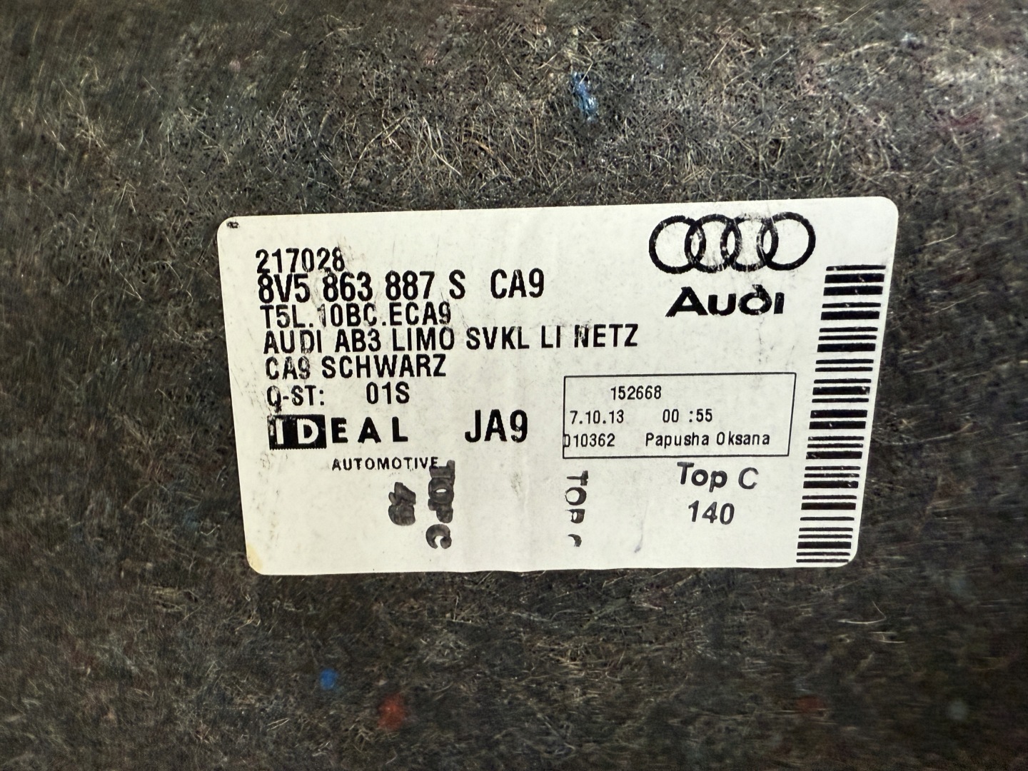 AUDI A3 8V5 sedan boot upholstery left 8V5863887S