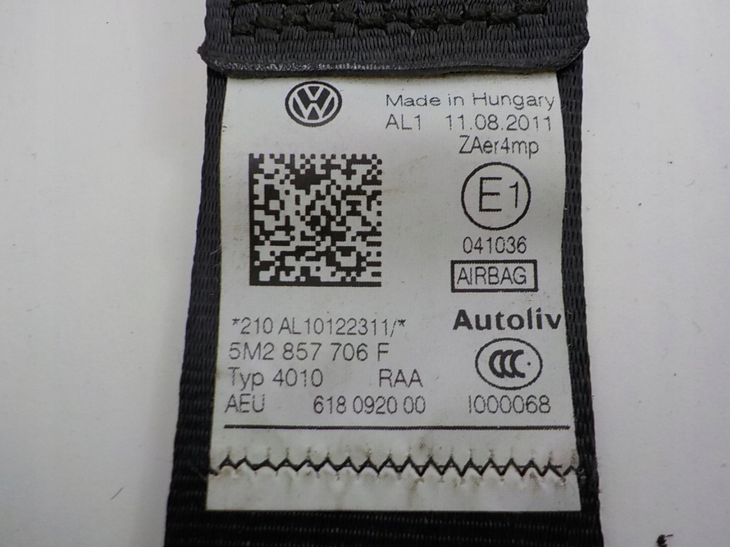 VW GOLF PLUS Gurten Sicherheits rechts 5M2857706F 618018400