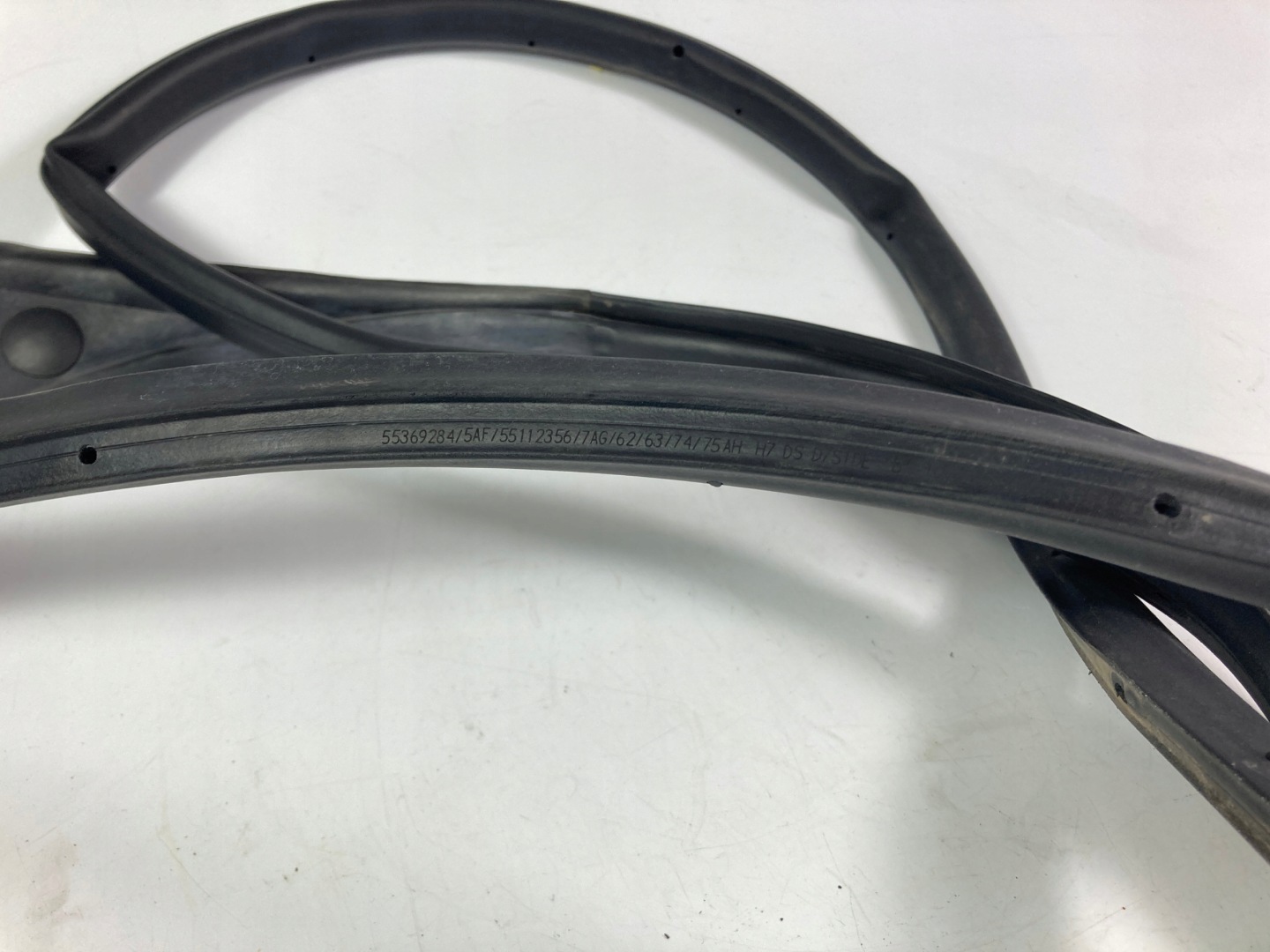 Ram 2500, 3500 gasket door right front 2019-26