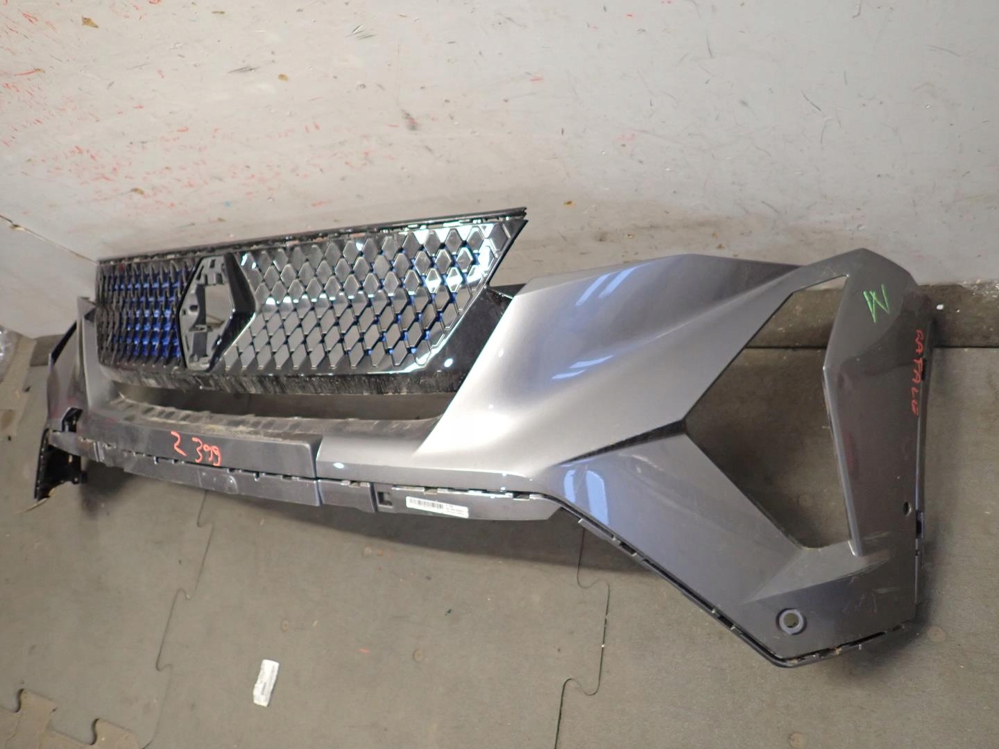 bumper front front RENAULT RAFALE 2024