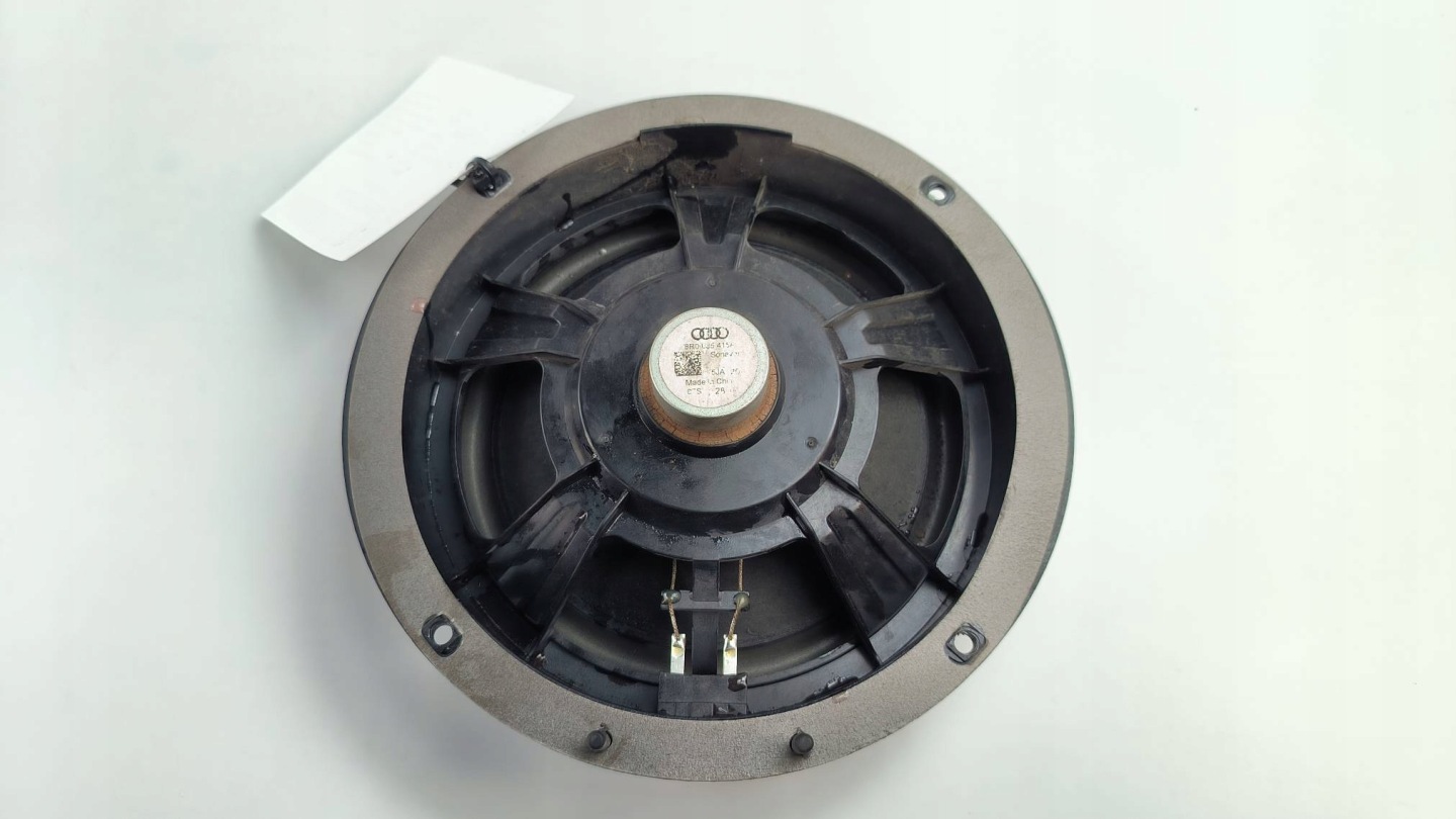 speaker 8R0035415A AUDI Q3 and 8U LIFT