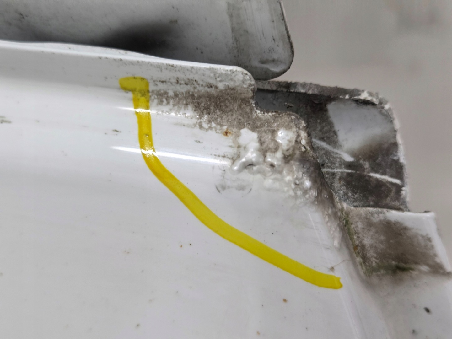 door right rear. BMW F10 300