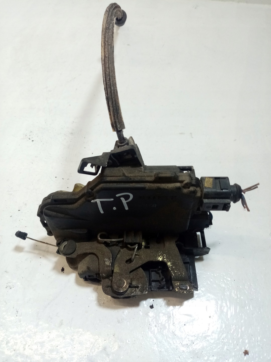 lock door CENTRALNY right rear part rear SEAT TOLEDO 2