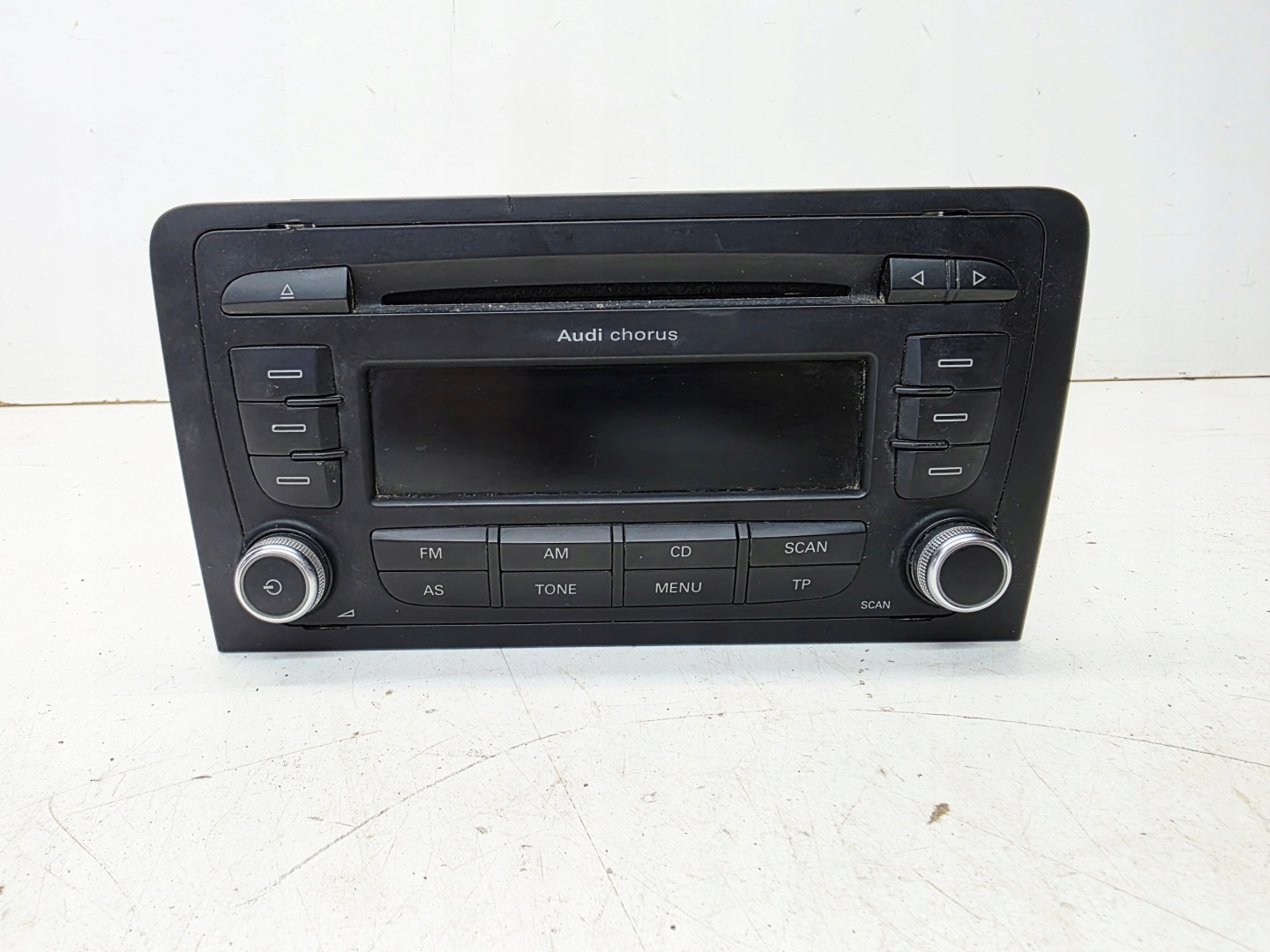 RADIO CD AUDI CHORUS AUDI A3 8P LIFT 2 DIN 8P0035152F