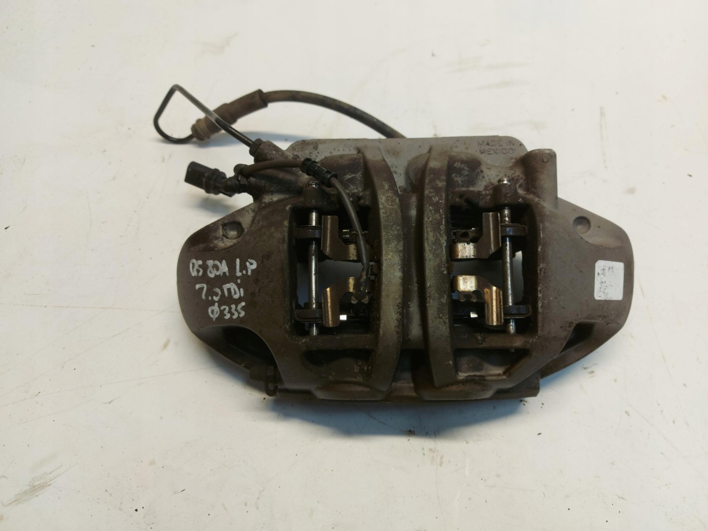 Audi Q5 80A 45 TFSI caliper brake left front