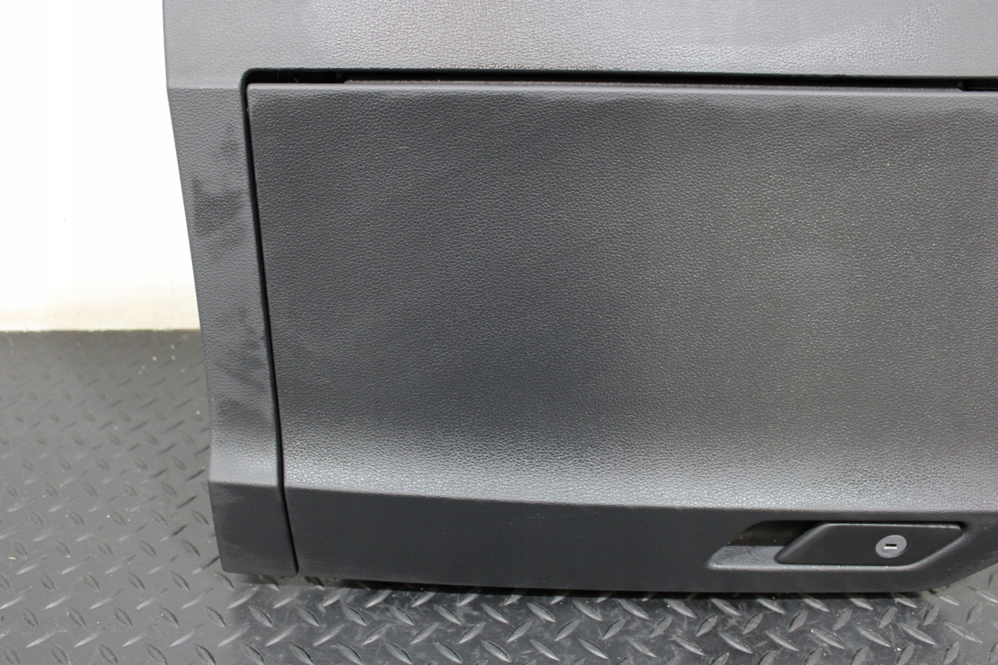passenger compartment consoles AUDI Q3 II 2 83A 83B857035