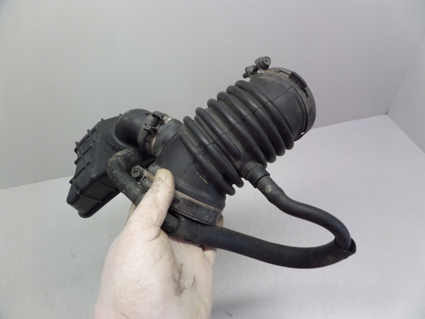 Schlauch rohr luft DOLOT 1.6B MAZDA 3 und BK LF50132211