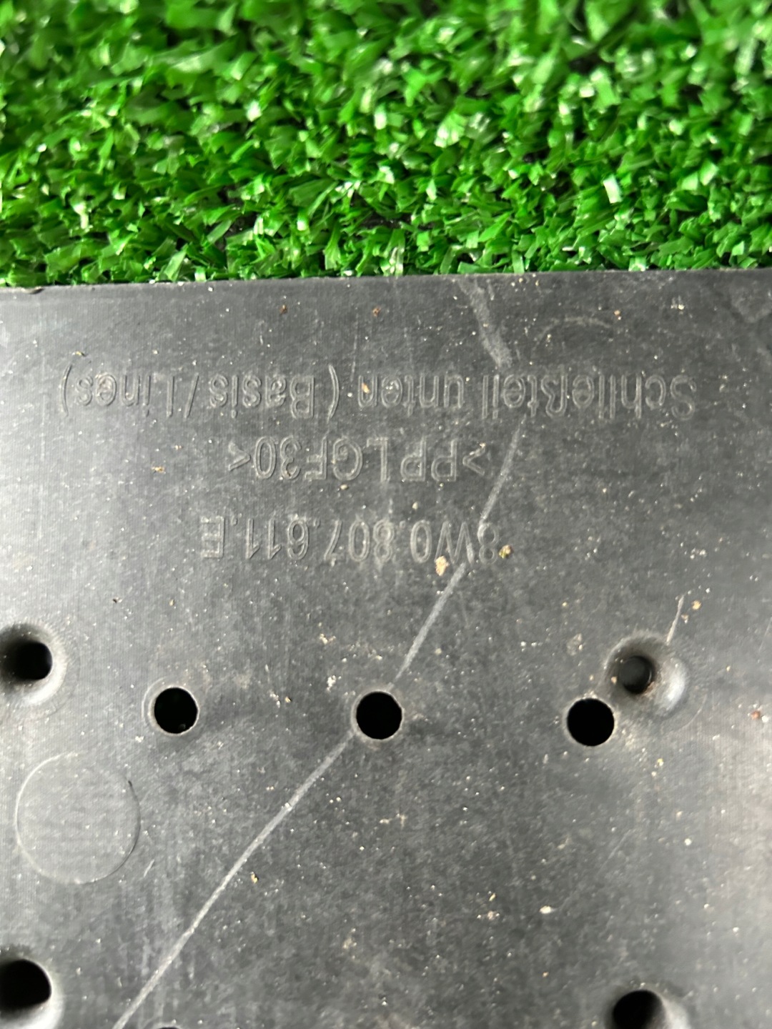 AUDI A4 8W LIFT BLENDE ABDECKUNG ABDECKUNG UNTER STOSSSTANGE