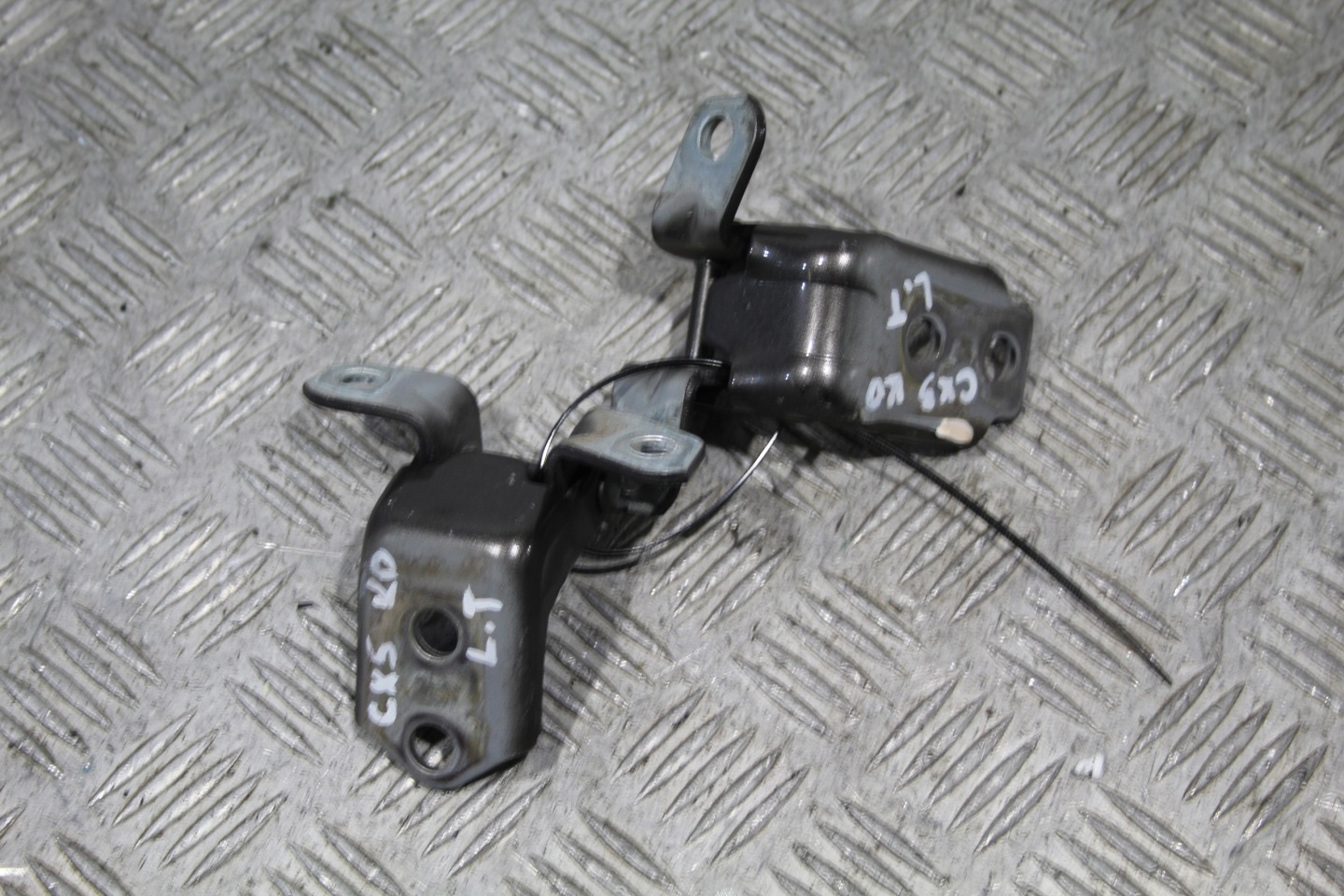 hinges door left rear part MAZDA CX5 KD LIFT