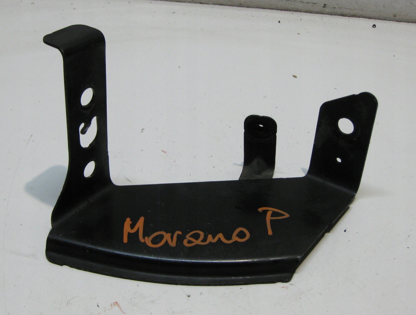 OPEL MOVANO B links halter der stoßstange vorne 764216334R
