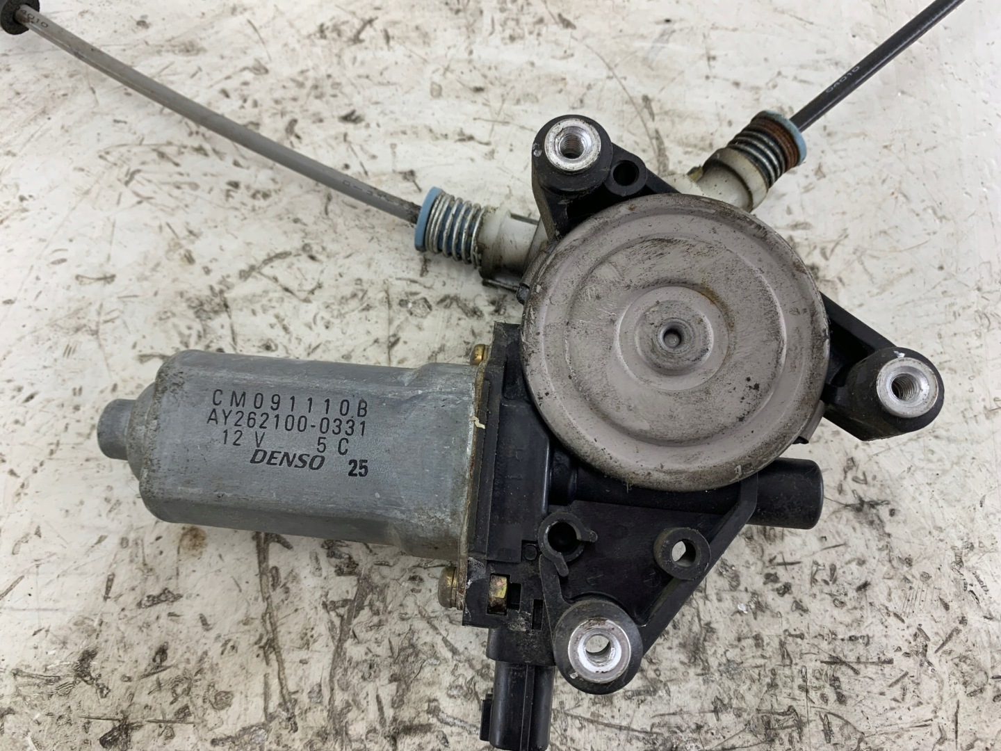 FORD MAVERICK II window regulator right front AY262100-0331