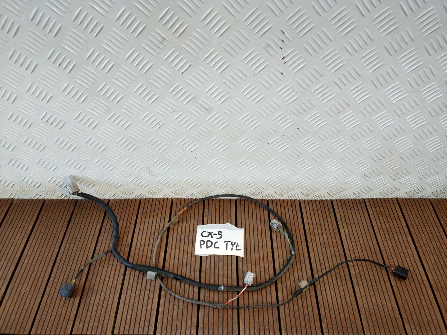 MAZDA CX-5 KD 12-17 bundle below bumper rear PDC 4x PDC OE