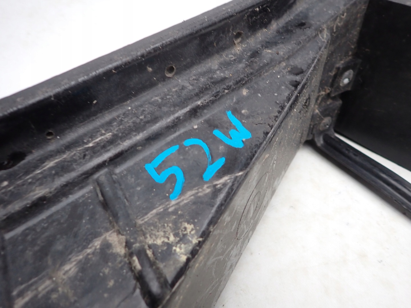 HYUNDAI IX20 bumper support rear part pillar