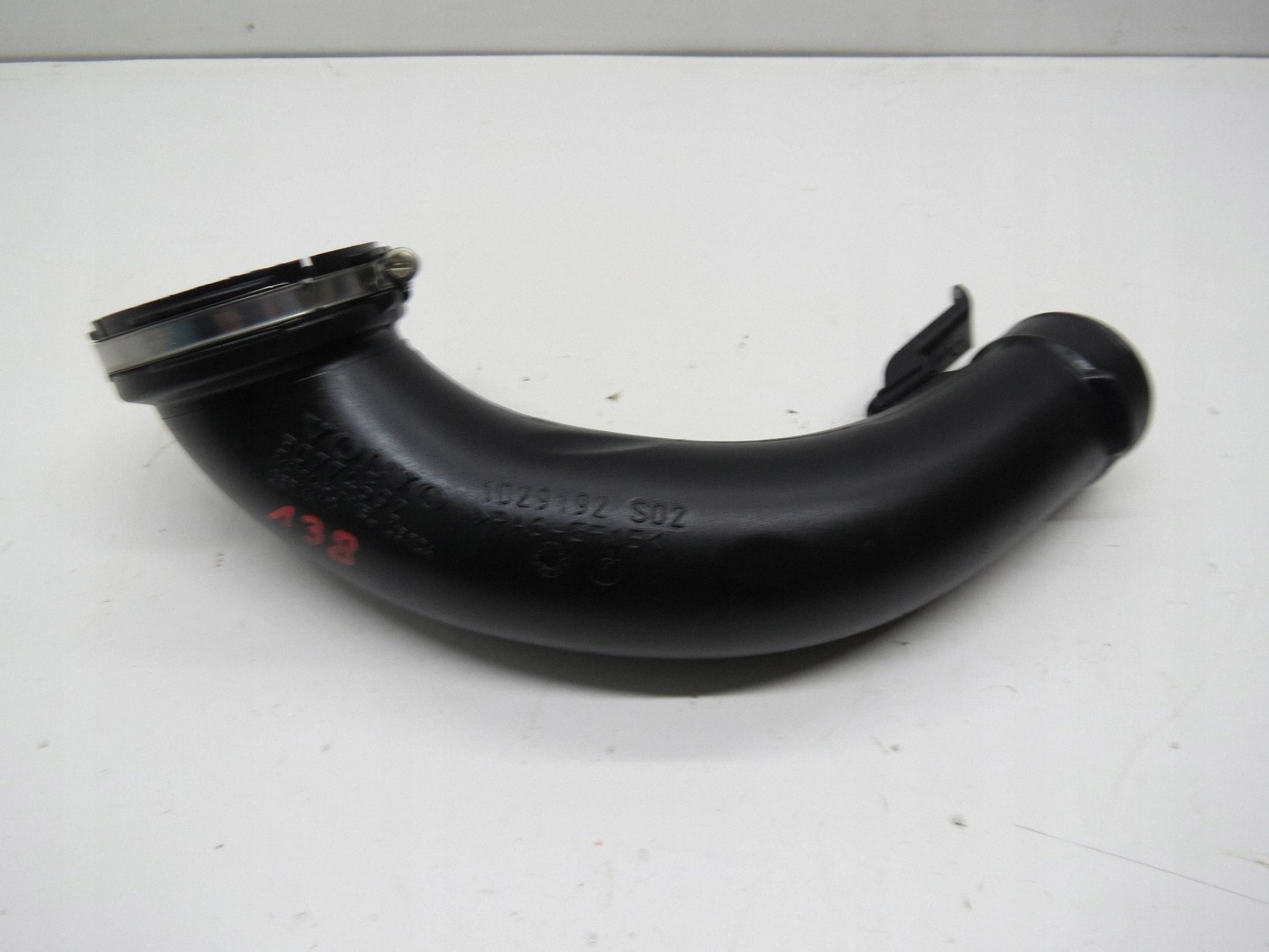 hadice trouba vedení intercoolera VOLVO S60 II V60 a 30774692