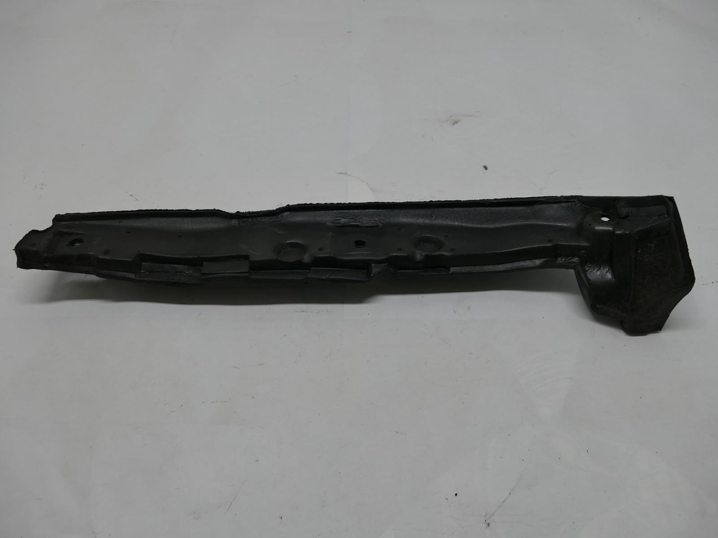 AUDI A8 D3 LIFT INSONORISATION AILE GAUCHE AVANT