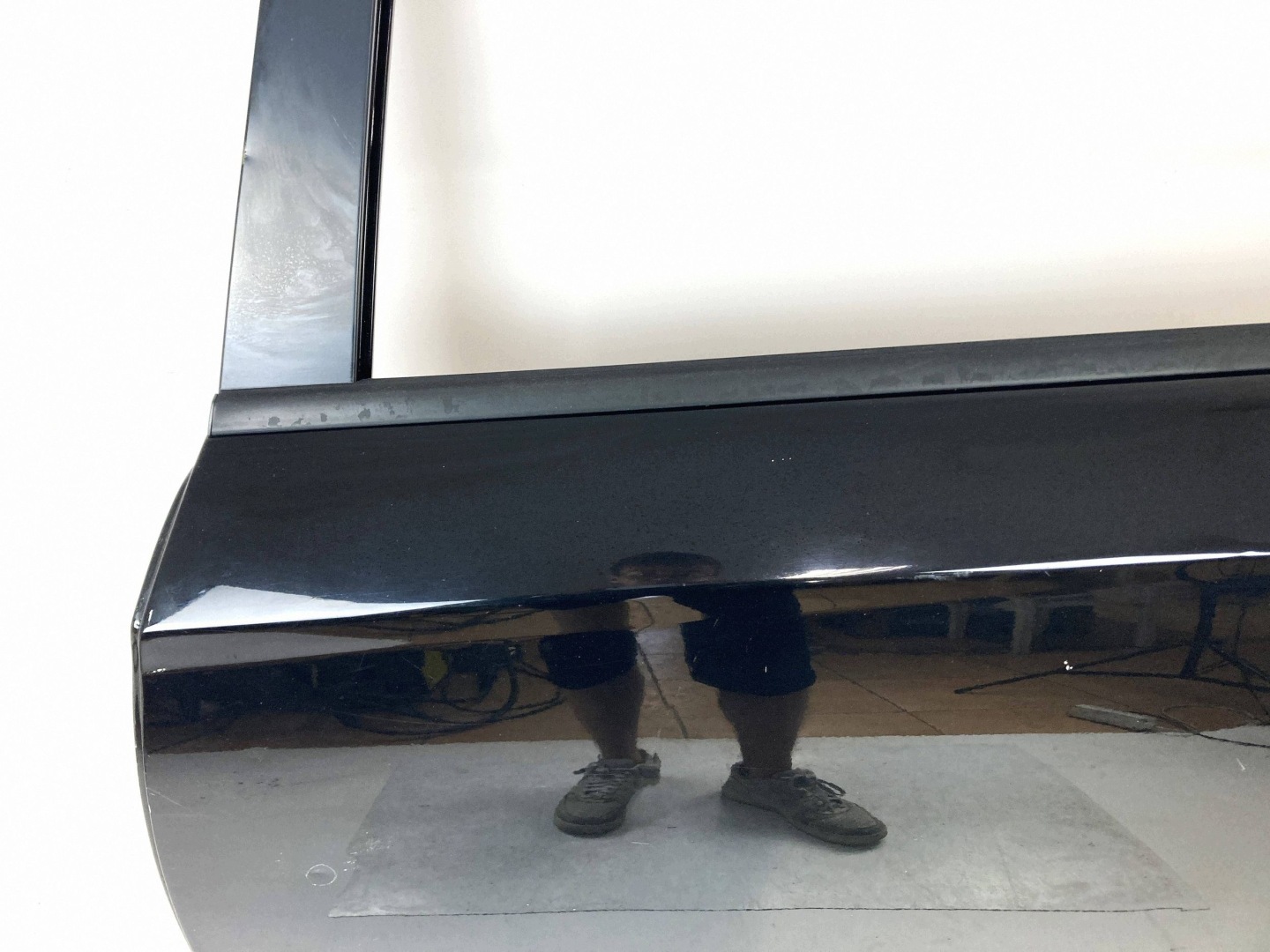 Dodge Charger 2015+ door rear. left rear part left