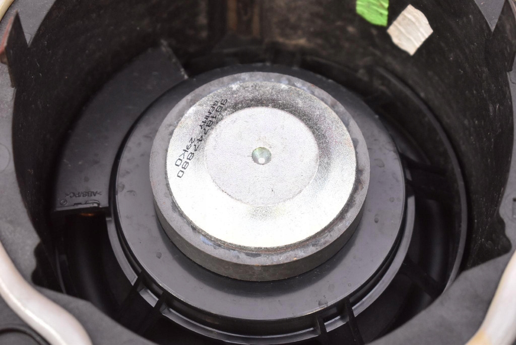 speaker left front 9818747880 PEUGEOT 2008 2 II 19-21