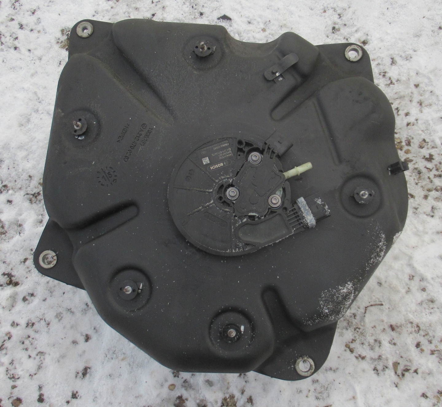 MERCEDES W212 FL serbatoio Pompa ADBLUE A0994710475
