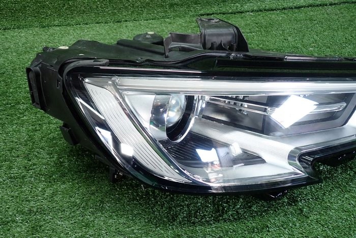 AUDI A3 8V BI XENON LED LIFT 16- reflektor right light right 8V0941006E