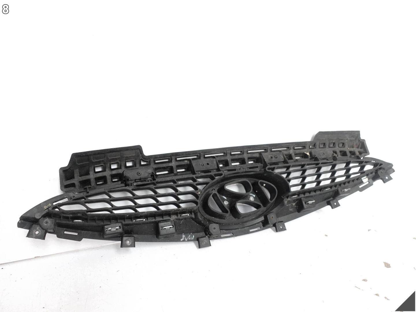 HYUNDAI iX20 10-15 grill grille grid CHROM intake W bumper front