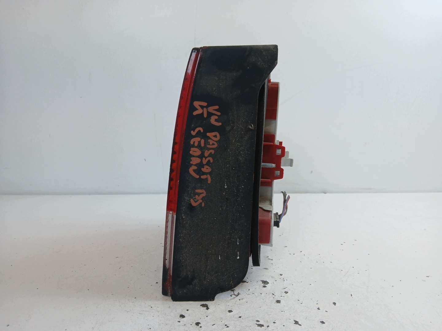 VW PASSAT B5 light left rear part sedan
