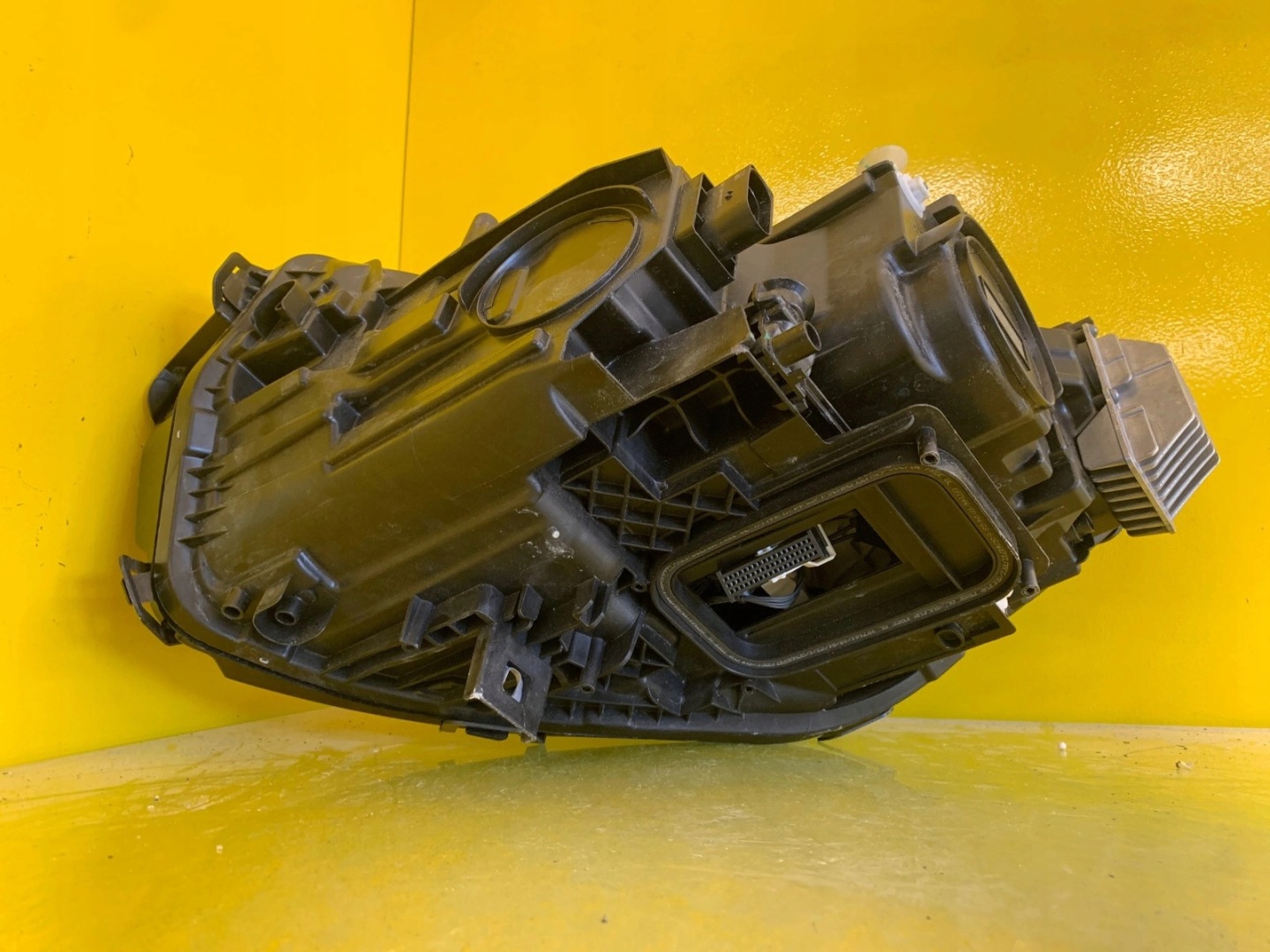 light right MERCEDES EQB EQA W243 FULL LED A2439069000