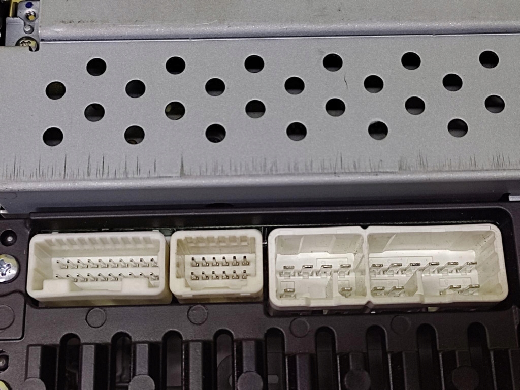 TOYOTA AURIS RADIO 8612002570