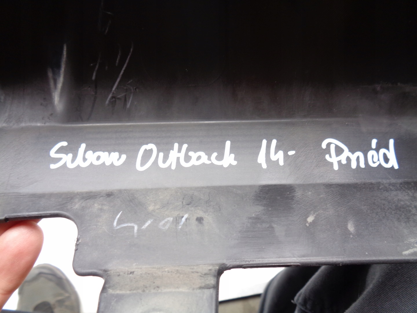 GRIGLIA PARAURTI SUBARU OUTBACK 14