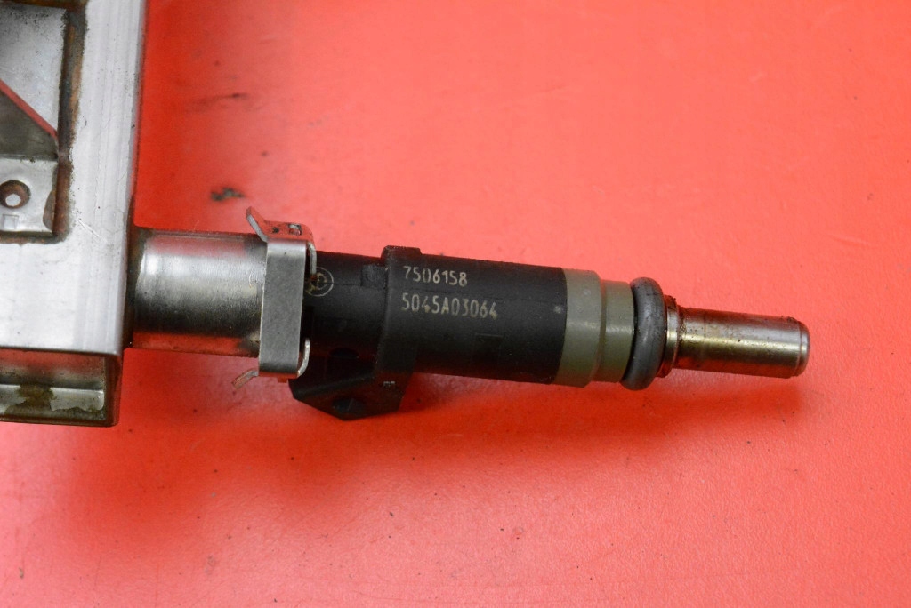 Rampe injection Injecteurs 7530420 BMW E87 1.6i 115 KM 04-07