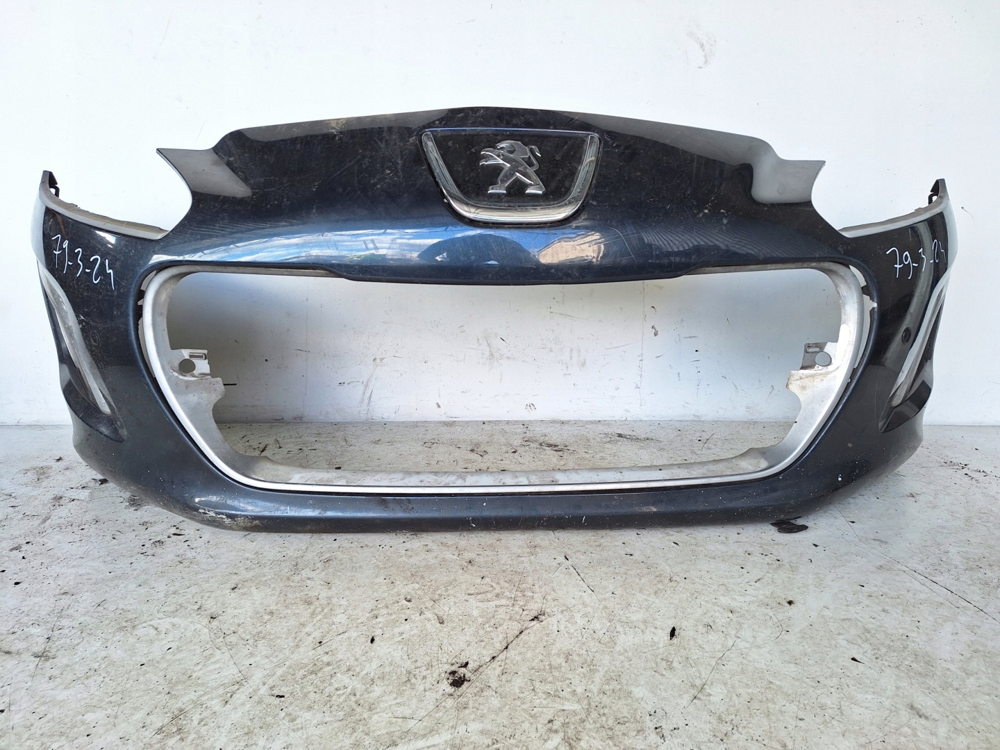 PEUGEOT 308 LIFT 11-13 bumper + LED