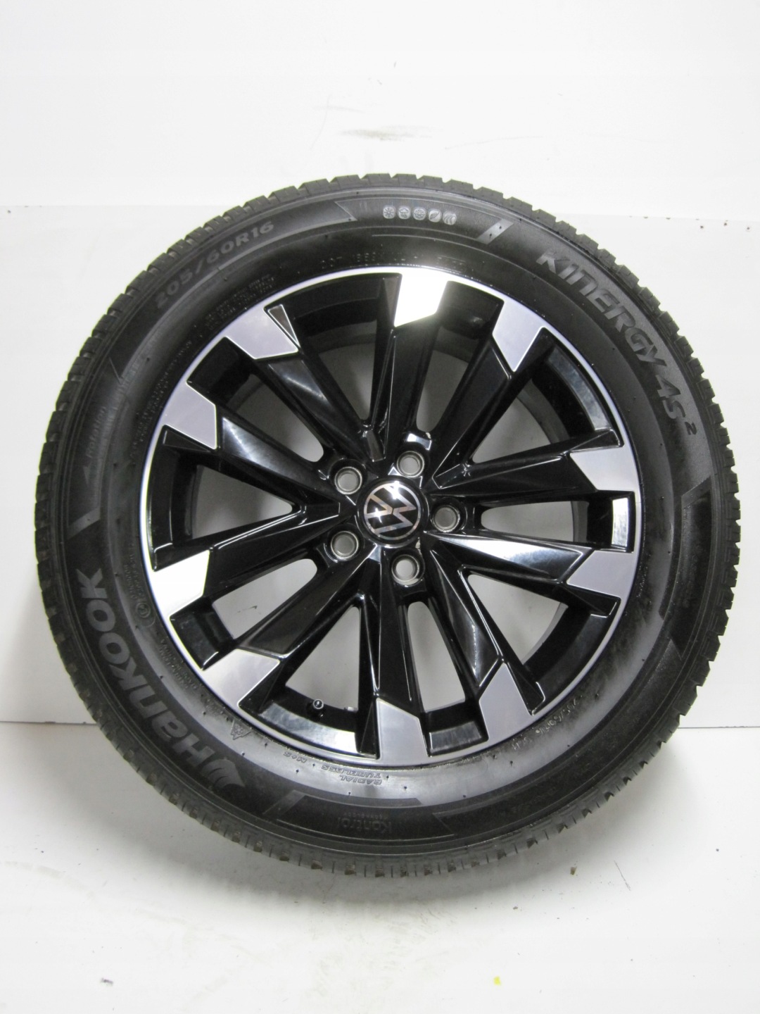 wheels discs tyres VW T-CROSS 2GM R16 M+S