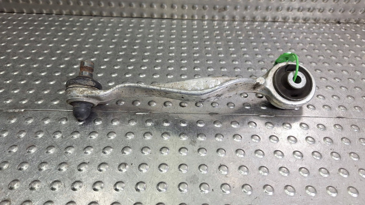arm right front upper OE 4D0407512F AUDI A4 B6 A6 C5 PASSAT B5 SUPERB and