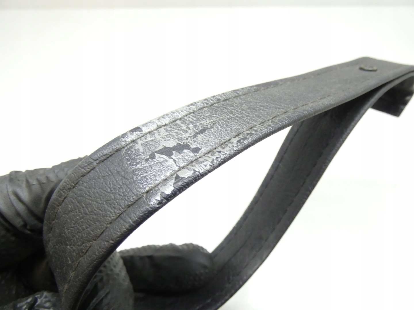 handle bracket bonnet boot MERCEDES VITO W638 96-03