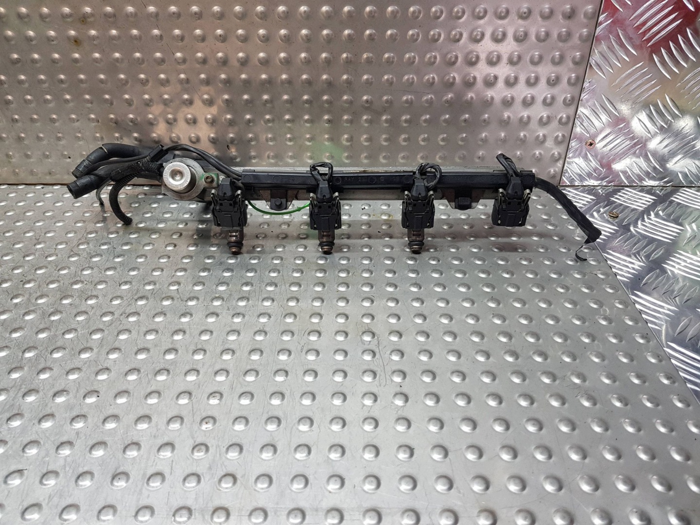 Rampe injection 3 Injecteurs KPL 036031A GOLF IV A3 8L LEON et 1.6 16V