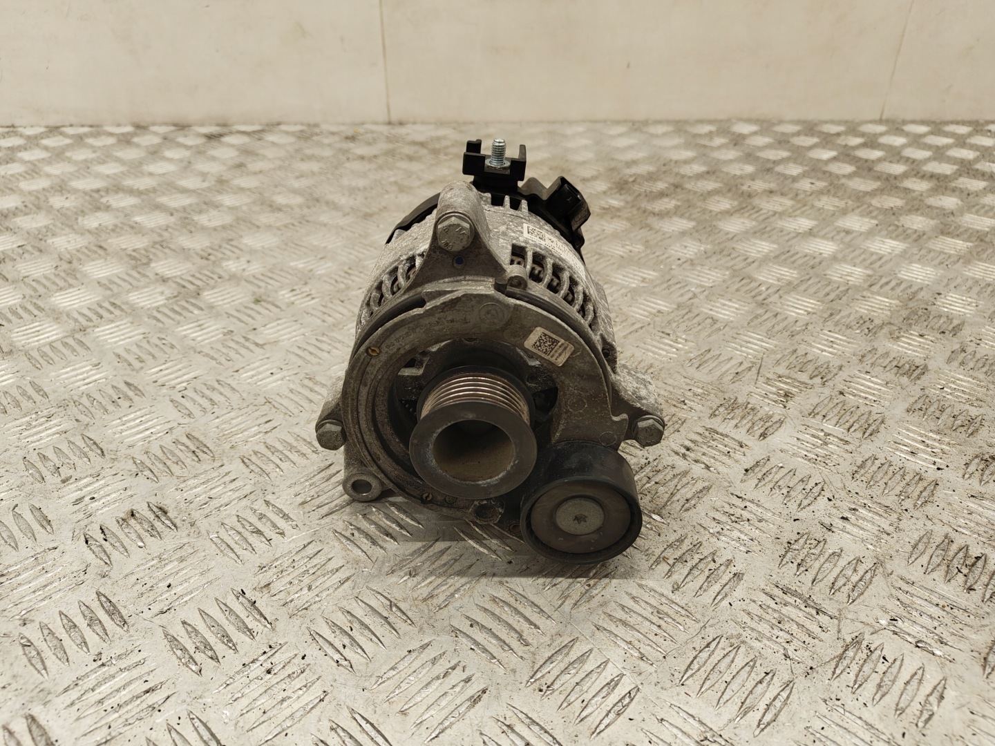 BMW F45 alternator 8634124