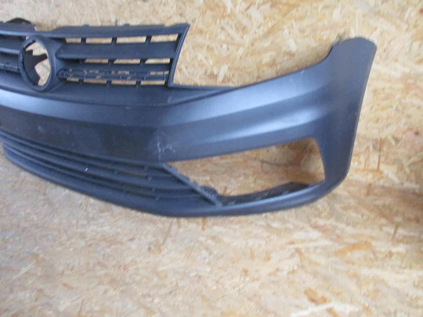 bumper front front VW CADDY 2K5 LIFT 15