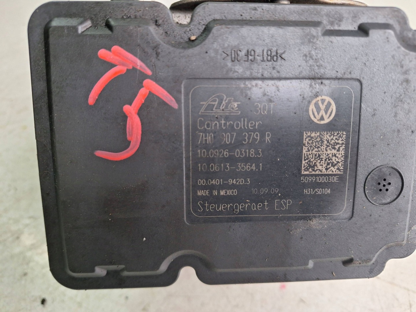 VOLKSWAGEN TRANSPORTER T5 03-10 Pompa ABS 7H0907379R