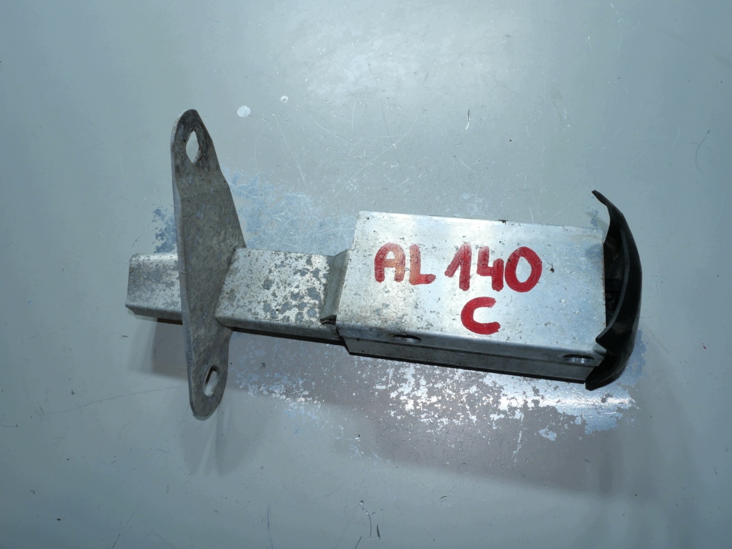 AUDI A4 B6 beam tip left rear part 8D0807331C